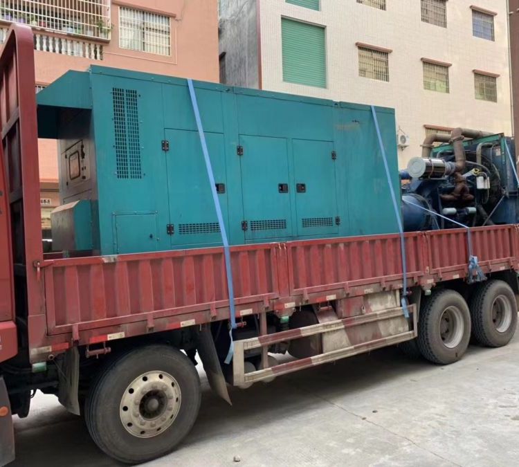 新安如何在不同负载率下确保 400KW 柴油发电机组的正常运行？