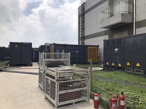 新安除了定期检查，还有哪些方法可以及时发现接触式转速表探头的磨损？